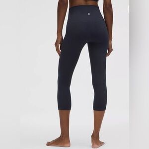 Women' gray Capri Leggings